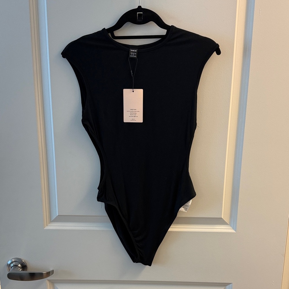 Black Sleeveless Bodysuit